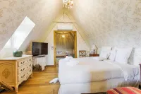 La Mamana - Deauville charming house, 5mn from Deauville center- Swimming pool-Tennis Hotels in 