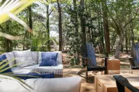 Peaceful Beach Retreat in Southern Shores.Beach Front Parking Passes Included