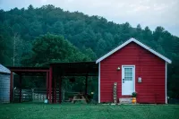 Picturesque Cottage on a Beautiful Farm