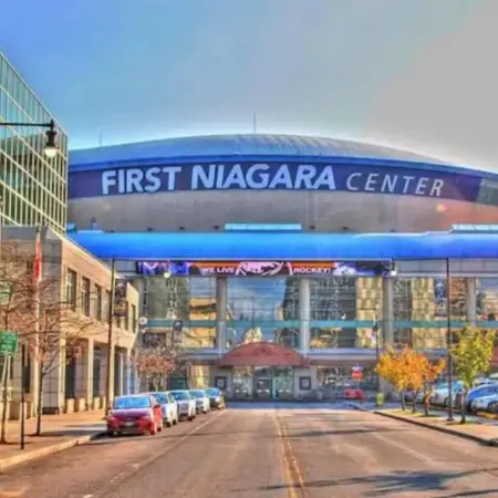 Newly Renovated Downtown Gem!