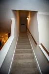 4 BEDROOM 2.5 BATH CLOSE TO CAMPUS AND THE SQUARE.