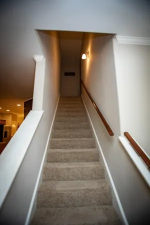 4 BEDROOM 2.5 BATH CLOSE TO CAMPUS AND THE SQUARE. Отели рядом с достопримечательностью «Парк Ламар»