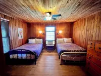 Creek Front Home, Short Walk to the Beach. Beautiful Marsh Views!