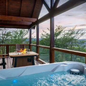 Cliffside Romantic Retreat LOVE