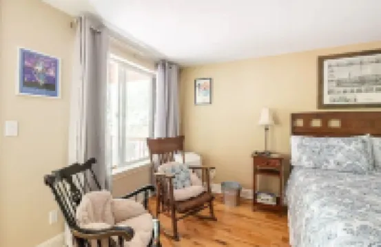 Private Master Bed/Bath with Separate Entrance and Porch.