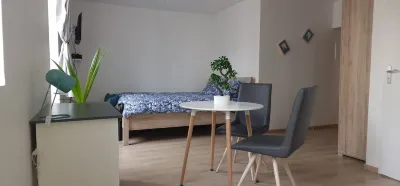 Quiet, comfortable studio for a stay in Dijon