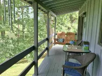 Welcome to Raven's Nest! Great Views and Easy Access in All Weather.