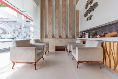 Sans Vibes Diemdi Kiaracondong Bandung Отели рядом с достопримечательностью «Таман Гейсибу Мини»