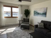 Duplex overlooking Rock River 오글 카운티 호텔