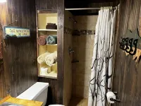 Loons Lodge Cabin at Castles Resort is right on the Mille Lacs Lake !