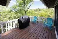 " The Lake House" 4 bed 4.5 bath at Tan-Tar-A Estates bordering Margaritaville Hotel a Osage Township