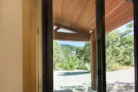 STUDIO 203: AMAZING Mountain Views - 5 Minutes to Downtown Durango! Pet Friendly - Mountain View