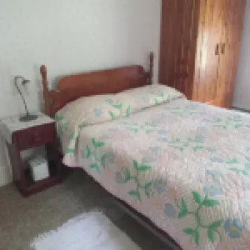 Peaceful Country Farmhouse Located in a Private Nature Setting