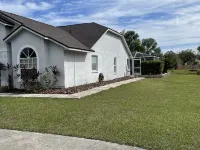 Rare & Amazing 3 bdrm 2 bath apt with pool gives you a home away from home feel. Hotels in Lutz