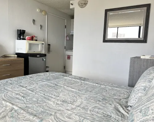PRICE Drop!!!True Oceanview Waikiki Studio B