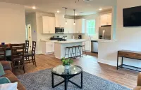 Getaway in the Woods - 2-Bed/1 Bath Apartment Near Texas A&M