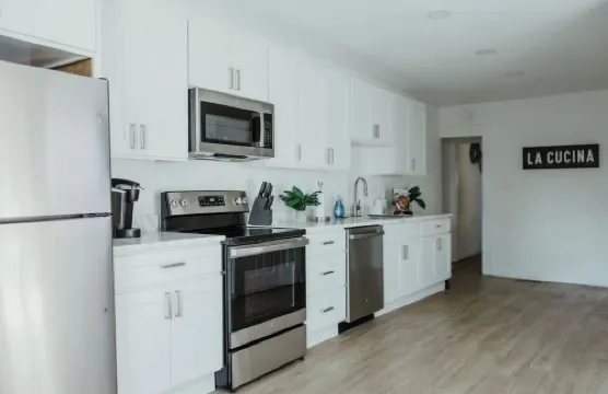 Charming 2-bedroom house in serene Easton with WiFi, AC Hotels in Easton