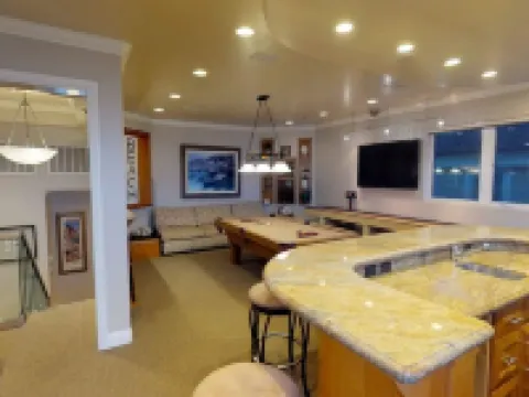 ON THE SAND! 5 Bedroom Beachfront Masterpiece in Huntington Beach, CA 선셋비치 호텔