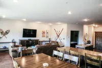 Big Mountain Bungalow - Downtown Whitefish - 4-Star