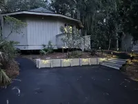 Relaxing 2 BR cottage, walking distance to beach