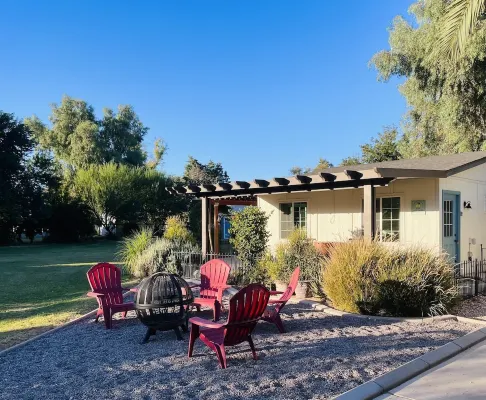 The Cottage @ Ray Road Farm