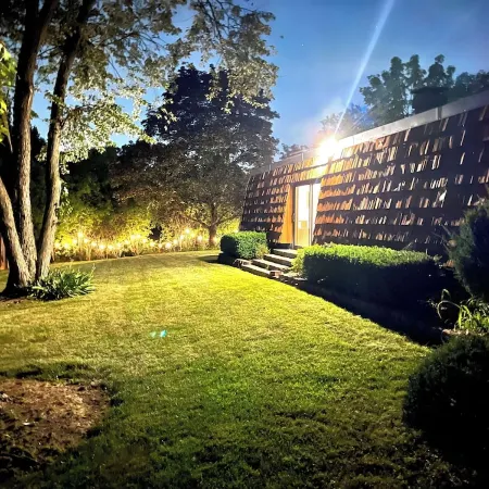 Step into the Past: Stylish 1970s Mid-Century VRBO for a Vintage Getaway!