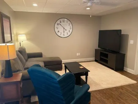 Quiet Country Retreat  Spacious 2B Suite near ATL