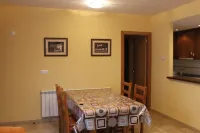 TURON HOUSE Hotels in Lanuza