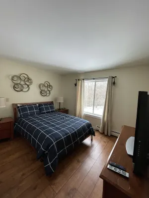 Cozy 2 BR Condo With Spectacular View of Mount Snow!