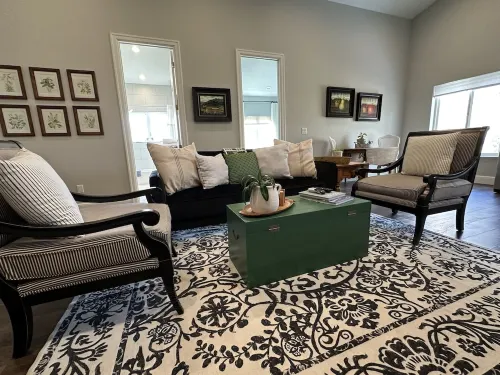 Guest Apartment close to Ski Resorts, Hiking Trails, Shopping Restaurants & more Hotels in Holladay