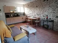 Pretty F 2 in Claira in the Pyrénées-Orientales at 5 minutes from the beaches Hotels in Claira