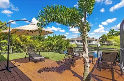 Fun & Happy place on the canal! Private pool! Hotels near Reel Revenge Deep Sea Fishing Charters