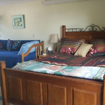 Private Country Cottage in the Black Hills