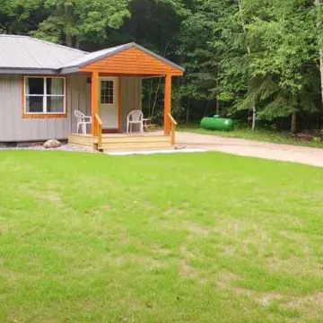 Miners Cabin - Pictured Rocks Lodging