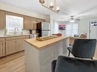 2 minutes from Elvis's Birthplace 5 miles from downtown Tupelo MS.