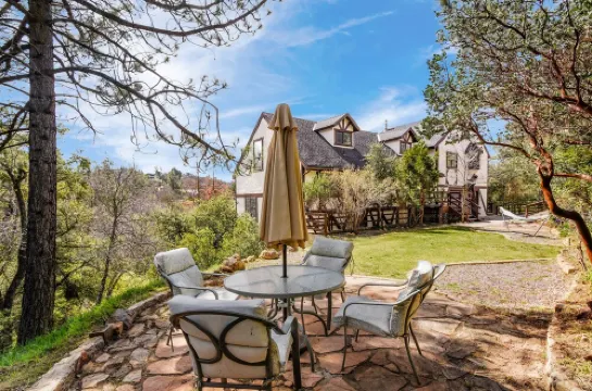 Big 5bd Julian Country Home! 5min to downtown Julian, wineries, hiking.