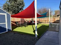 Fun West-Sac Home Near the River With Hot Tub Hotel dekat Restaurant Los Placeres