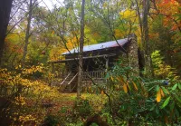 Beautifully-restored 200-year-old Log Cabin off the Blue Ridge Parkway
