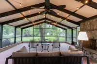 On the Beach, Teddy Roosevelt Stayed Here. Pet friendly, large fenced property