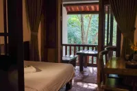 Yen Tu Village Hotels in Thuong Yen Cong