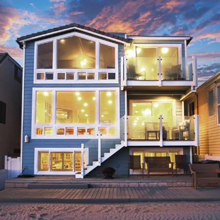 On the Sand - Incredible Beachfront - Awesome Ocean and Island View w/ Elevator!