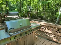 Charming lake cabin located next to Racoon State Park.