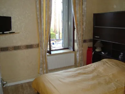 4-people apartment near center, lake, ski Hotel in zona Acro-Sphere