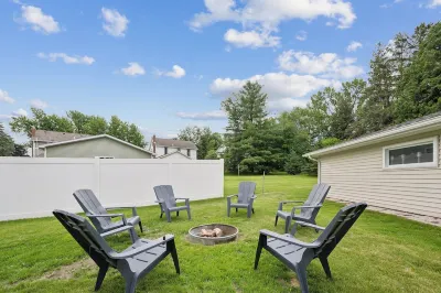 Calm, Cozy Duplex Excellent for Everlasting Memories with the Family!