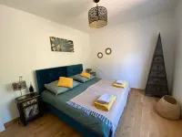 Charming Villa Fiore di Machja Traumhafte Villa mit Pool und Panoramablick Hotels in 