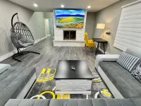 5 Star Luxury Stay Near Chicago O'hare Airport, King Beds Hotels in Des Plaines