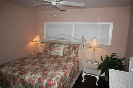 Laid Back Old Florida come step back in time on the Indian River Lagoon Отели в г. Сейнт Луси