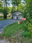 Perfect family get-away with lake front property & sandy shores on White Lake