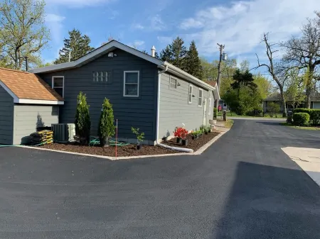 Cedar Sunrise-1 BR Lake  House