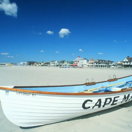 Water Views - 3 Min Walk to Private Beach - Luxury 5-Star Rated Beach House